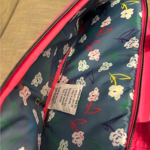 Lug Flatbed Slim Cosmetic Case Magenta - Picture 8 of 10